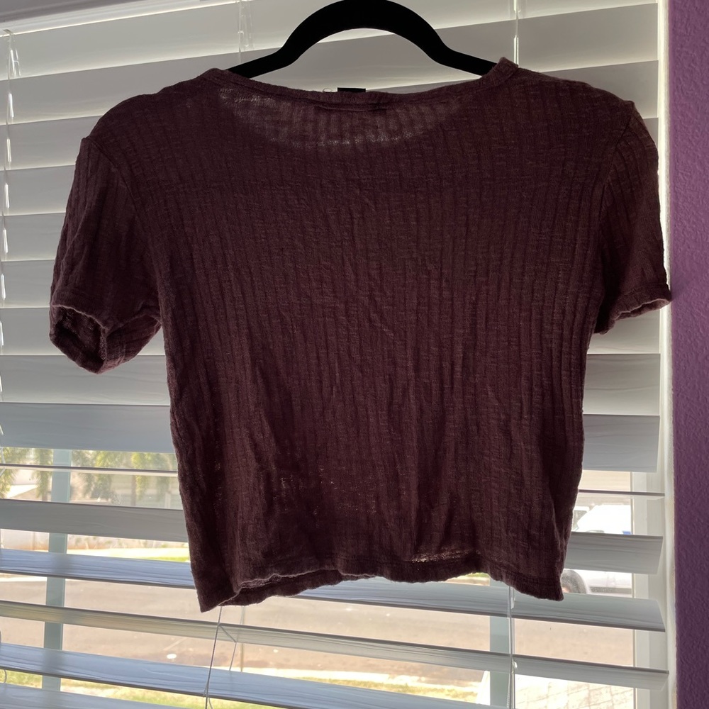 Crop top - Picture 2 of 2